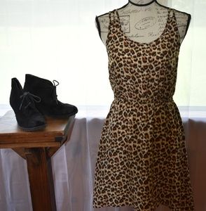 Women's dress